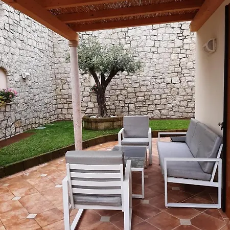 Bmp Deluxe 1 Jacuzzi Riscaldata Privata Vista Di Garda Lägenhet *