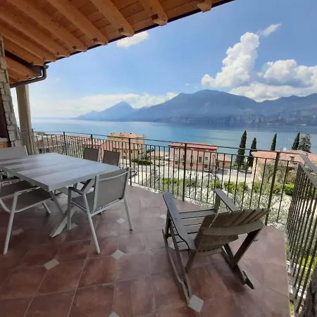 Lägenhet Bmp Deluxe 1 Jacuzzi Riscaldata Privata Vista Di Garda *