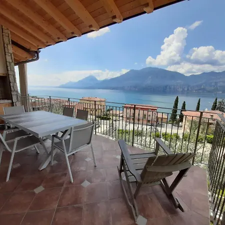 Lägenhet Bmp Deluxe 1 Jacuzzi Riscaldata Privata Vista Di Garda